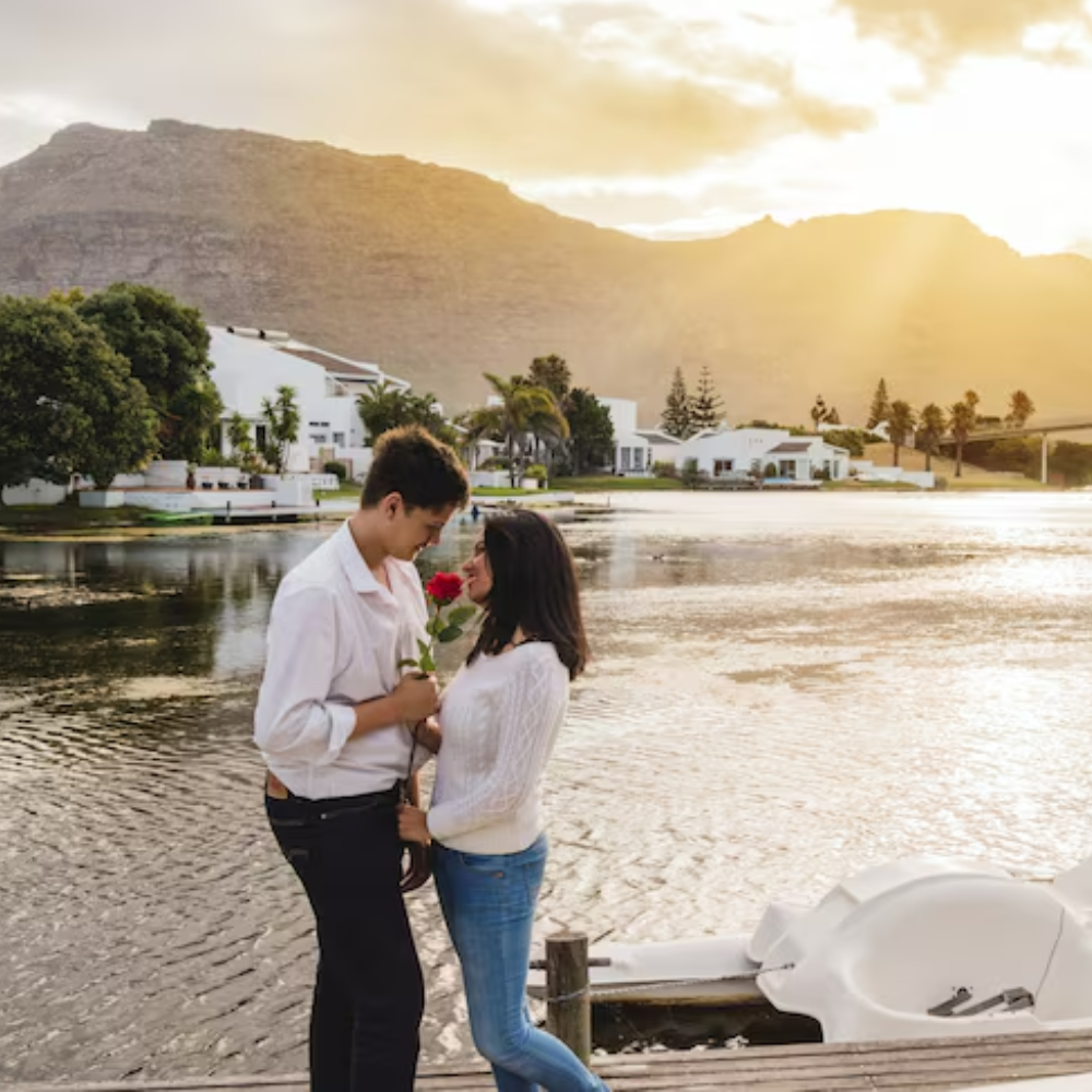 Backwater Bliss Honeymoon Tour Package