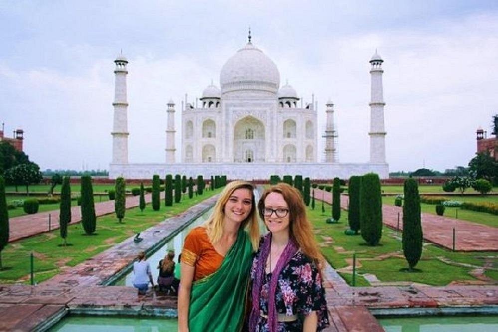 Same-Day Taj Mahal Tour (by Car or Train)
