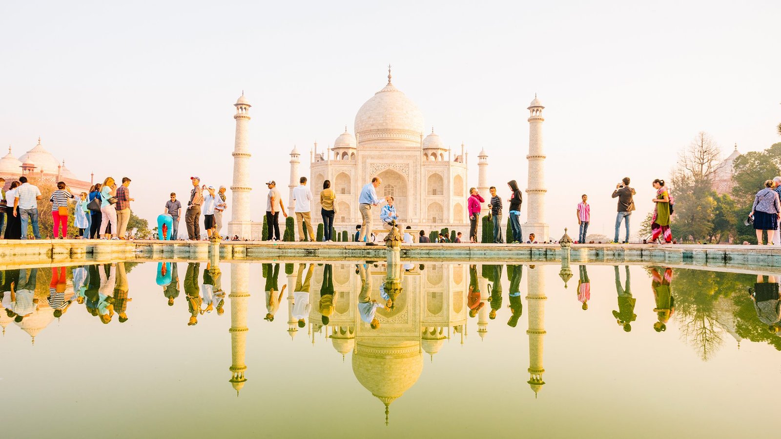 2 Days / 1 Night Taj Mahal + Agra Tour