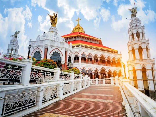 Kerala Tour Packages from Spain