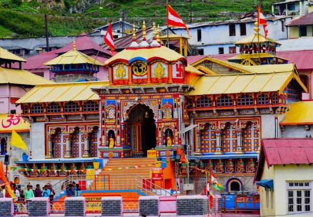 Char Dham Yatra tour packages for Spanish Travellers
